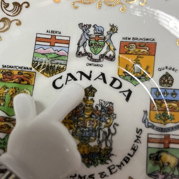 Paragon Tea Cup And Saucer Canada Coats Of Arms & Emblems Fine Bone China UK - Picture 16 of 16